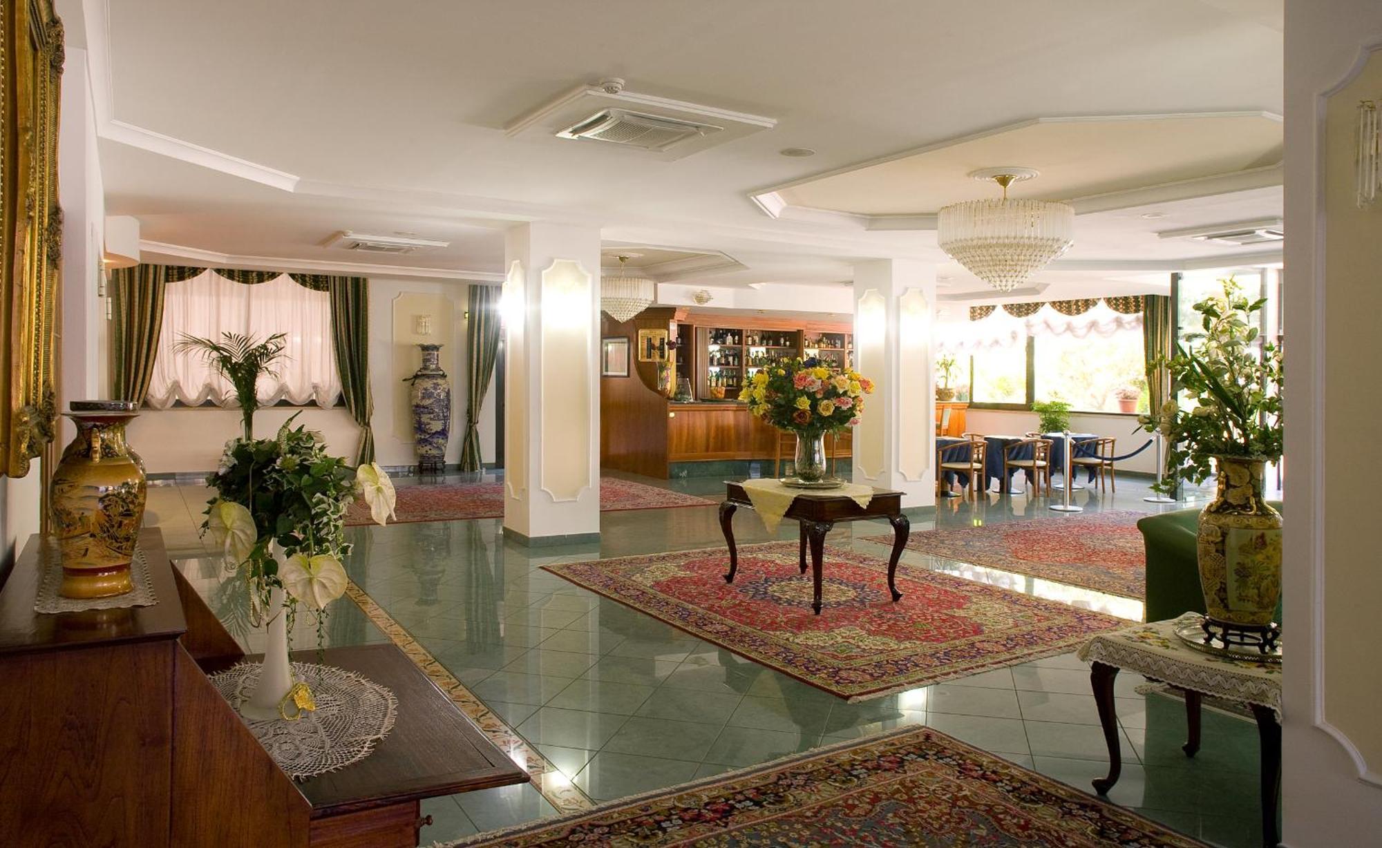 Valdenza Hotel Campegine Buitenkant foto