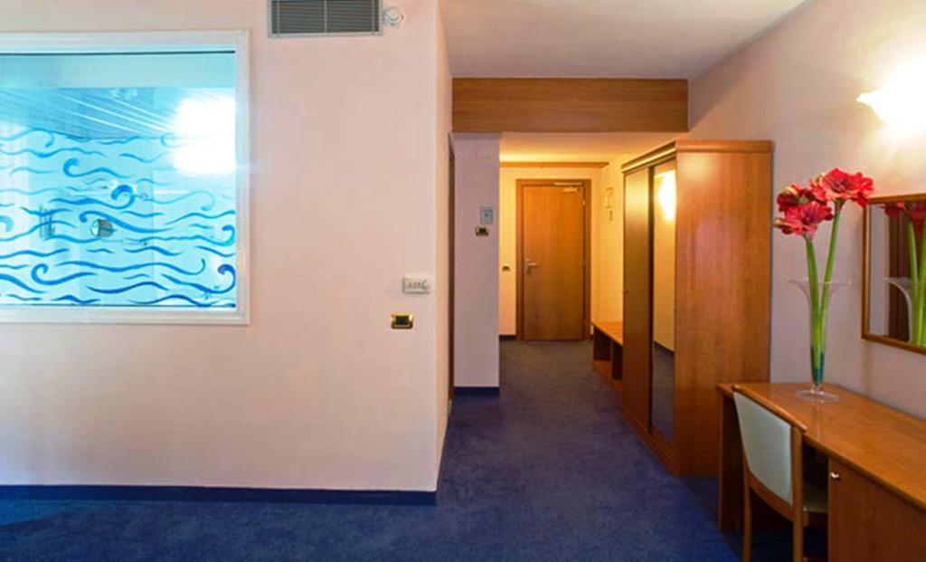 Valdenza Hotel Campegine Buitenkant foto