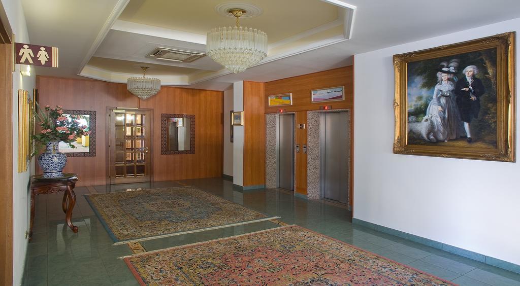 Valdenza Hotel Campegine Buitenkant foto